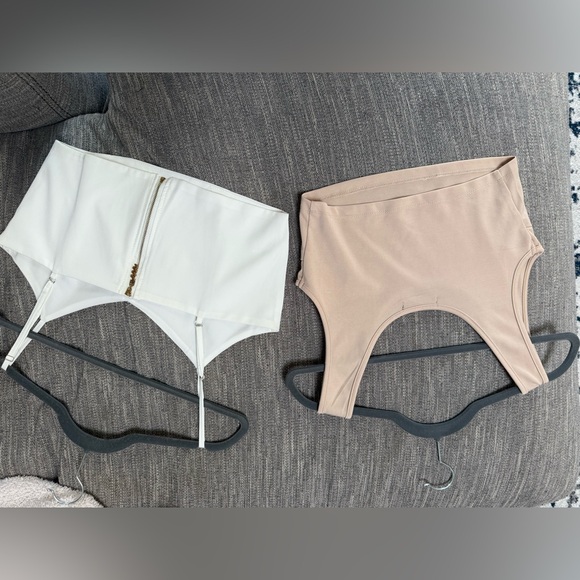 Crop top tanks - Set of 2 - Picture 15 of 16